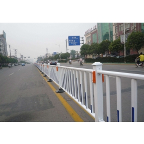 金普新区市政道路护栏工程